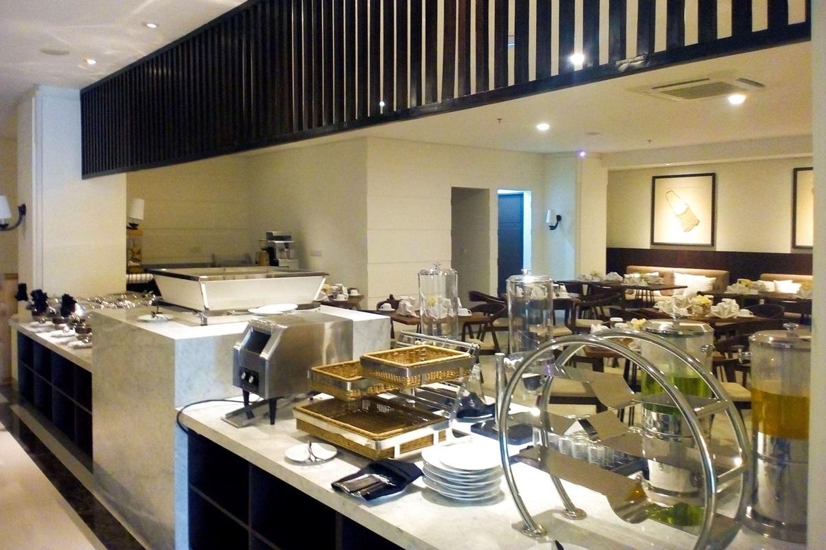 M Hotel Sorong Eksteriør billede