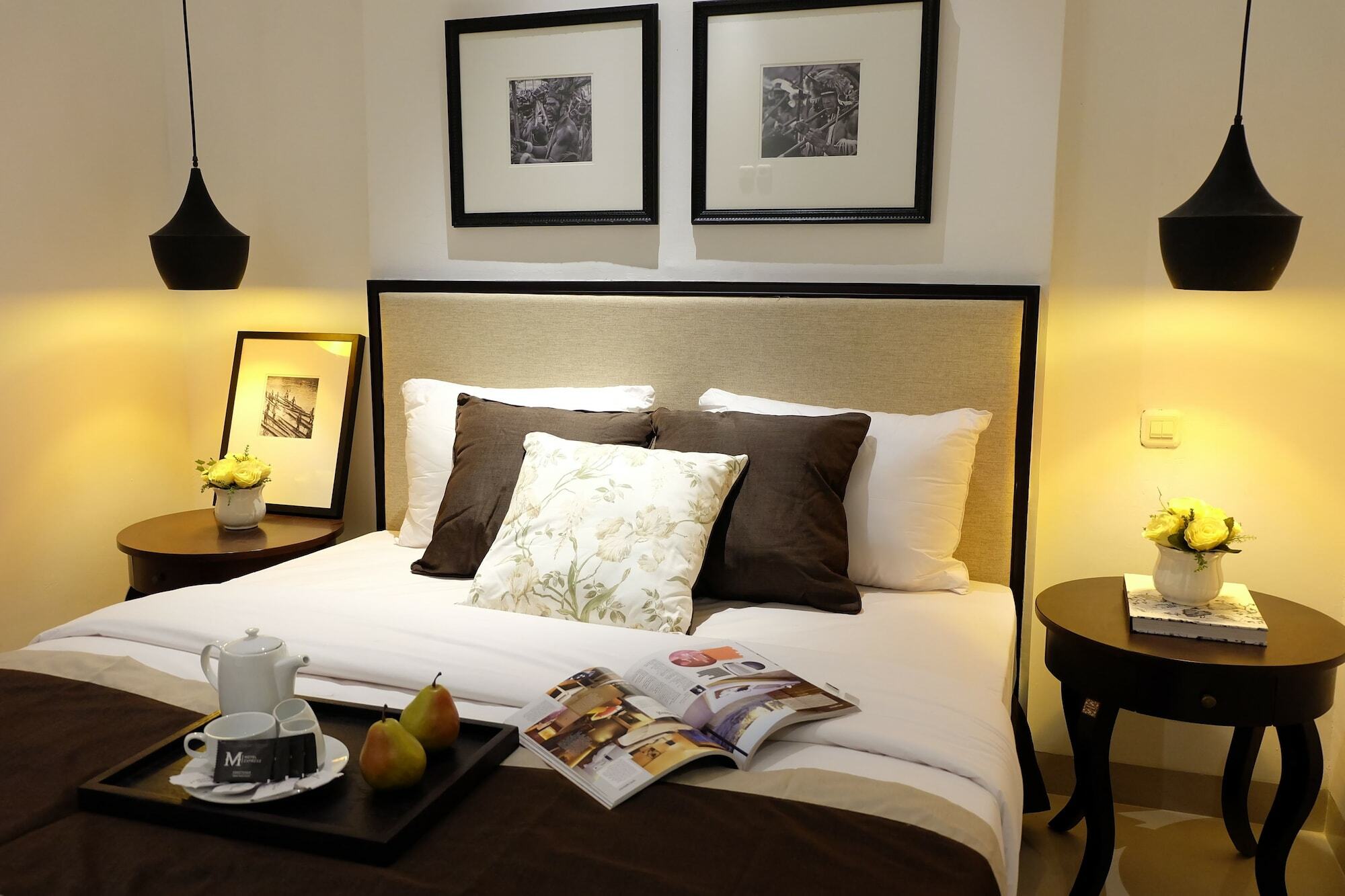 M Hotel Sorong Eksteriør billede