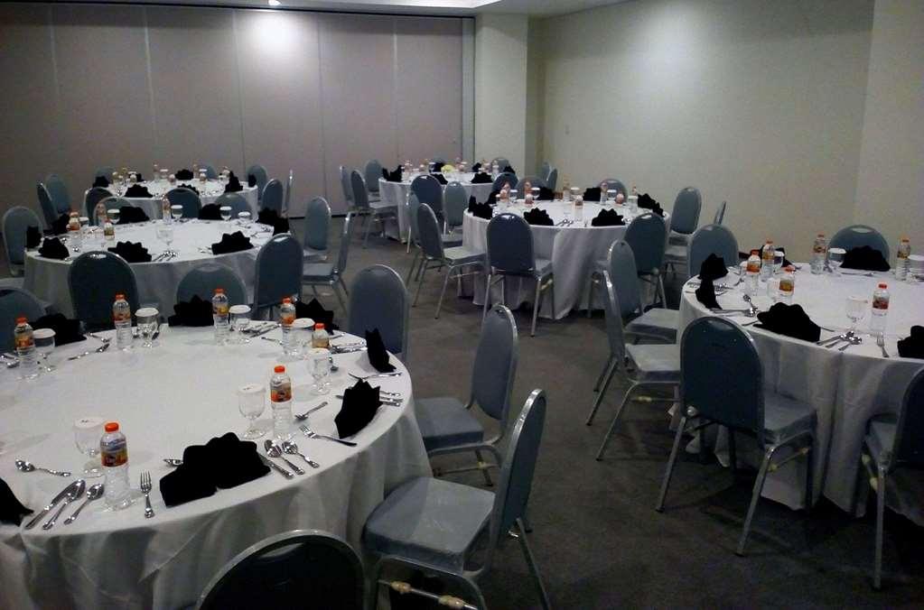 M Hotel Sorong Faciliteter billede